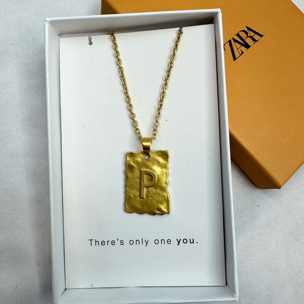 Zara Gold Plated Initial (P) Necklace Medium NEW